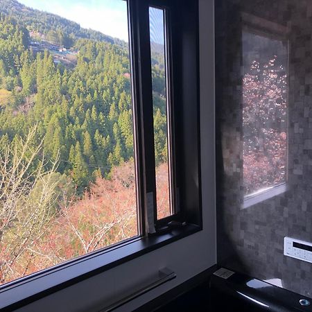 Kazuraya Hotel Мийоши Екстериор снимка